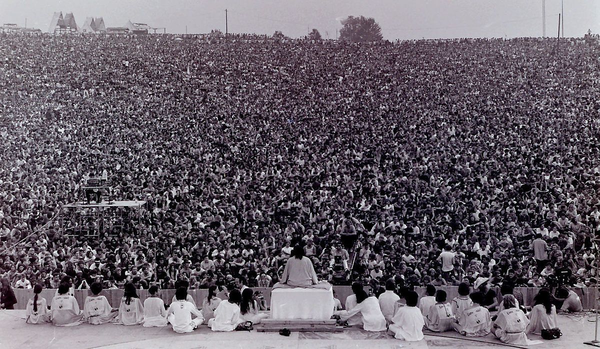 Photo de Sri Swami Satchidananda ouvrant le festival